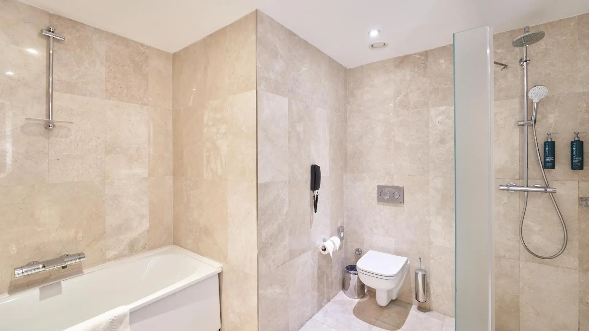 Doubletree By Hilton Hotel Istanbul - Tuzla 4*,
